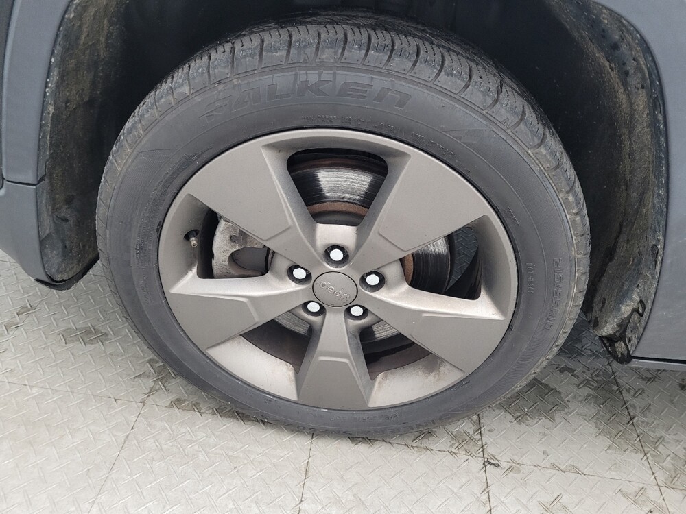 2016 Jeep Cherokee in Winston-Salem, NC 27103 - 18094005 31