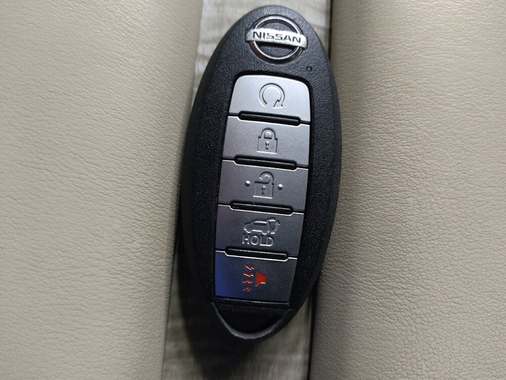 2019 Nissan Murano in Raleigh, NC 27604 - 18094007 32