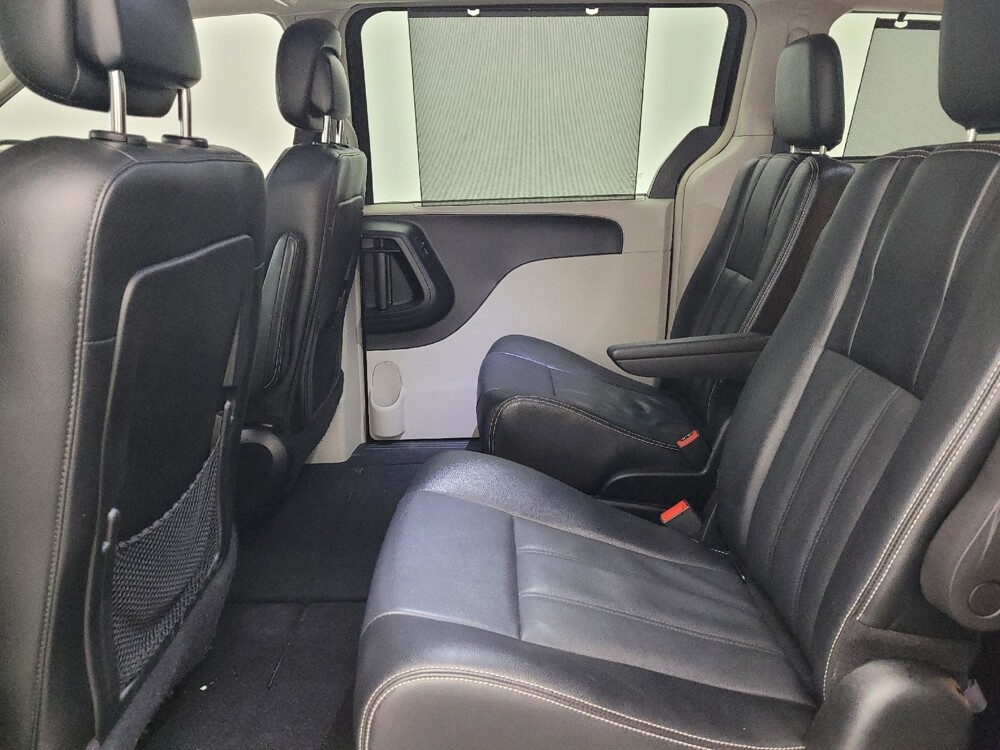 2015 Chrysler Town & Country in Raleigh, NC 27604 - 18094008 17