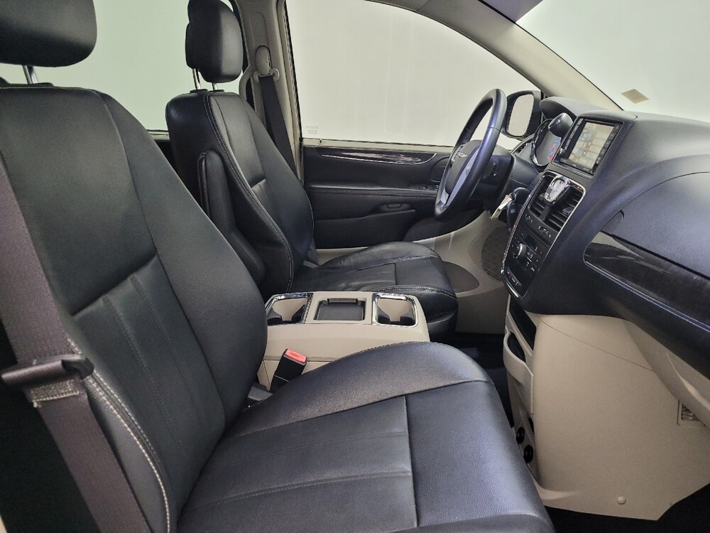 2015 Chrysler Town & Country in Raleigh, NC 27604 - 18094008 21