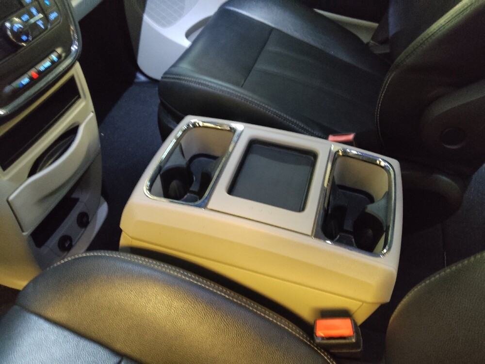 2015 Chrysler Town & Country in Raleigh, NC 27604 - 18094008 26