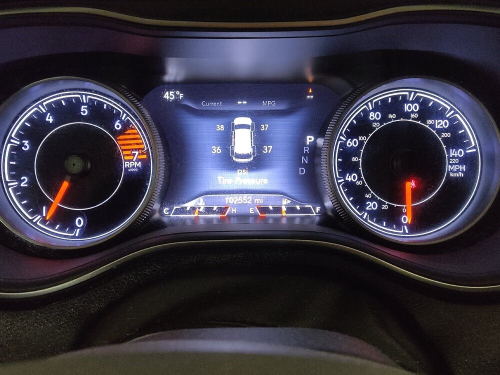 2019 Jeep Cherokee in Winston-Salem, NC 27103 - 18094010 23