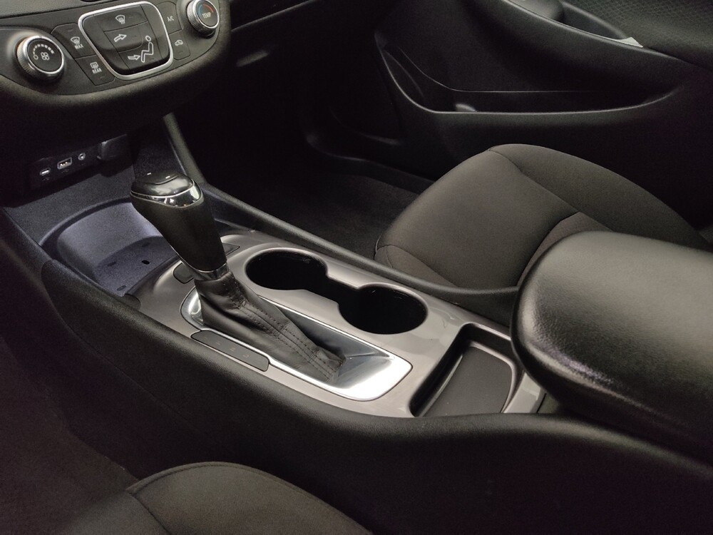 2020 Chevrolet Malibu in Denver, CO 80012 - 18094014 26