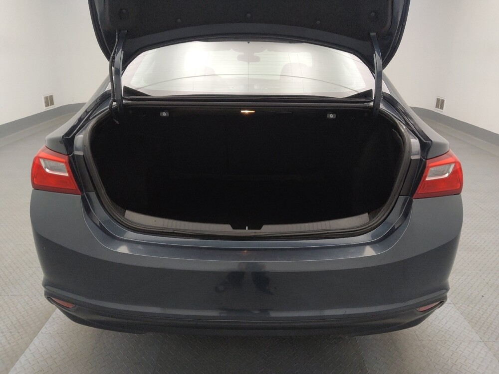 2020 Chevrolet Malibu in Denver, CO 80012 - 18094014 29