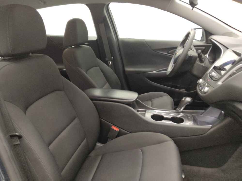 2020 Chevrolet Malibu in Denver, CO 80012 - 18094014 21