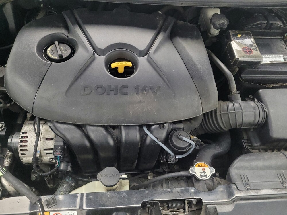 2013 Hyundai Elantra in Duluth, GA 30096 - 18094016 30