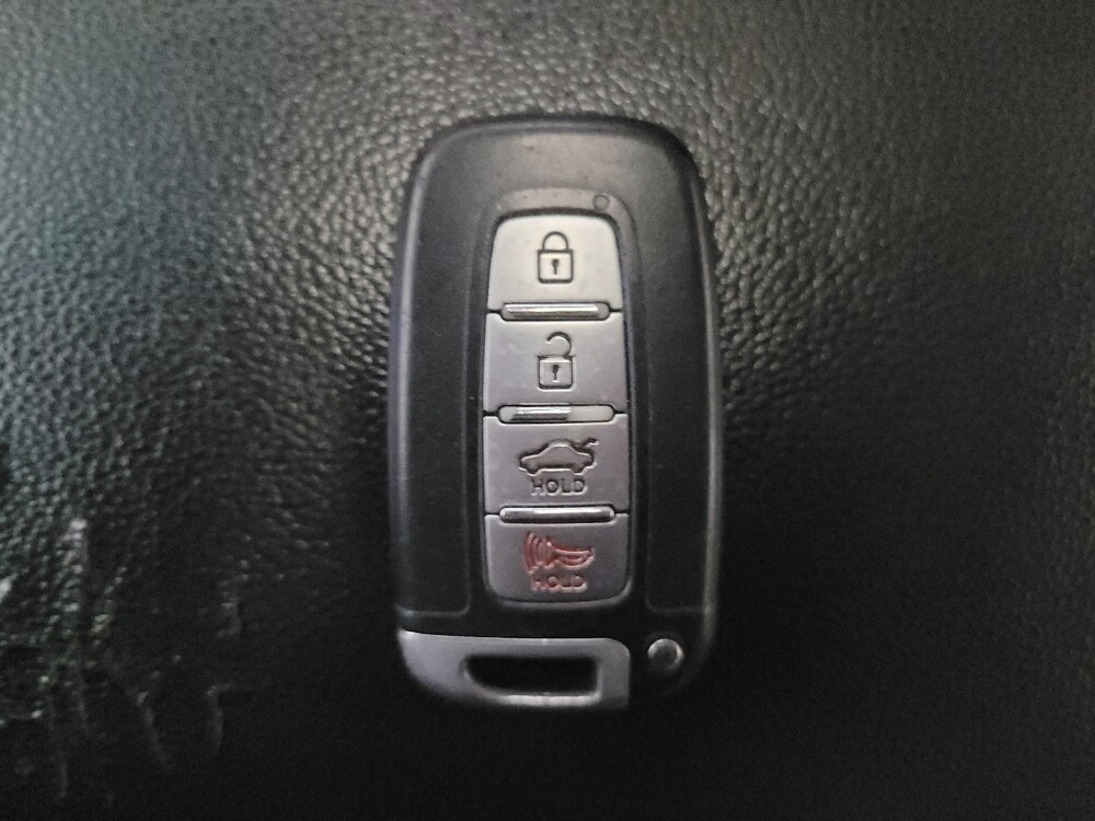 2013 Hyundai Elantra in Duluth, GA 30096 - 18094016 32