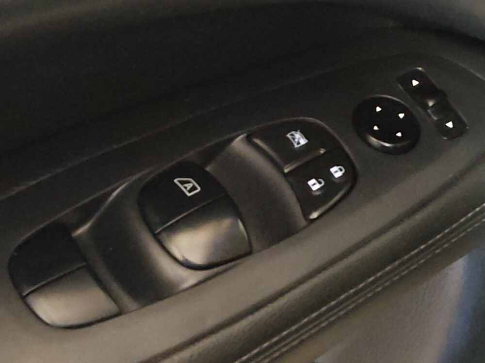 2020 Nissan Pathfinder in Bradenton, FL 34207 - 18094017 27