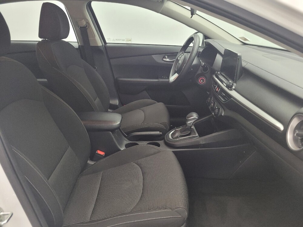 2021 Kia Forte in Memphis, TN 38115 - 18094018 21