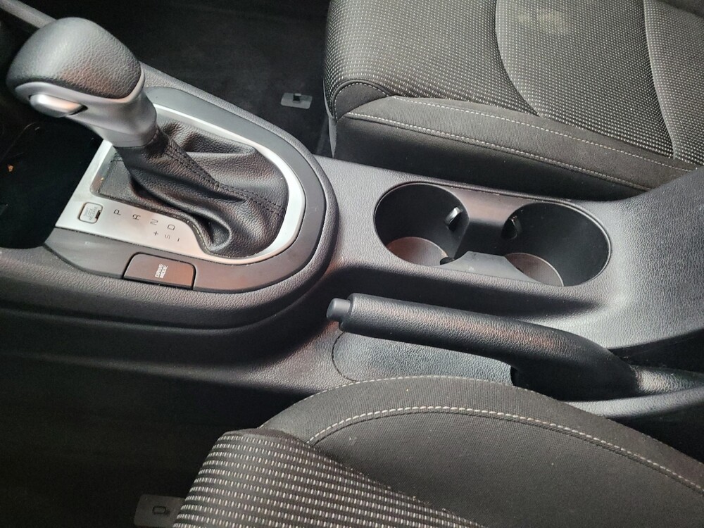 2021 Kia Forte in Memphis, TN 38115 - 18094018 26