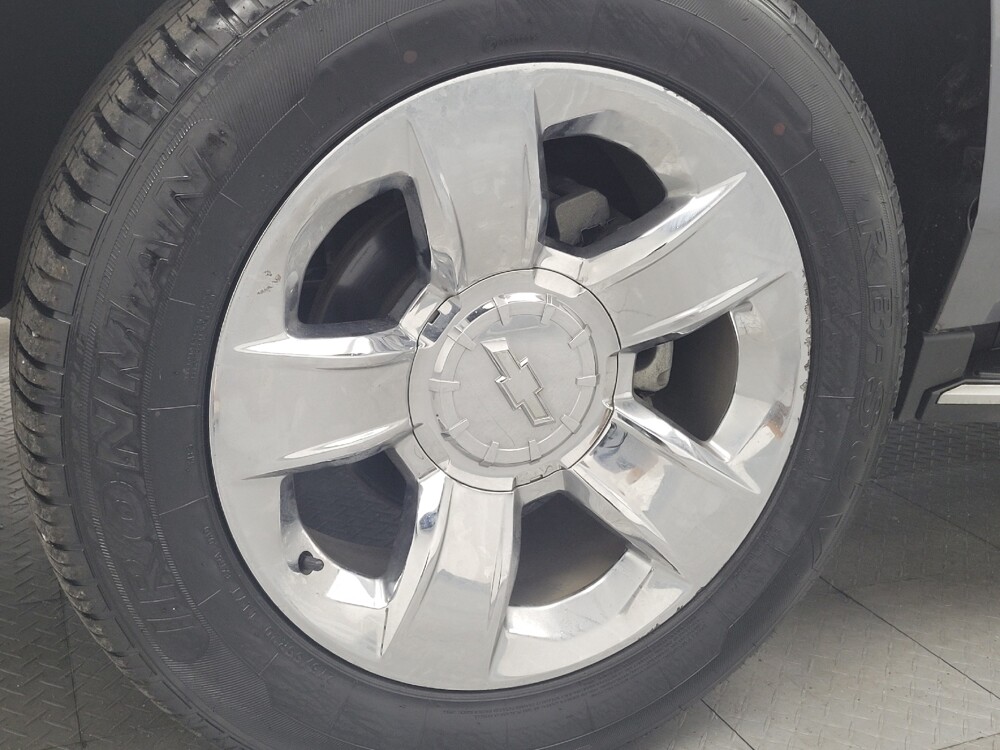 2018 Chevrolet Suburban in Antioch, TN 37013 - 18094019 31