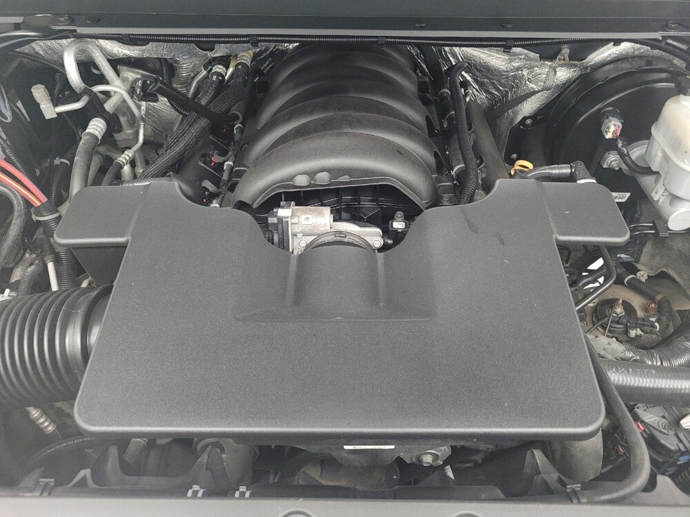 2018 Chevrolet Suburban in Antioch, TN 37013 - 18094019 30