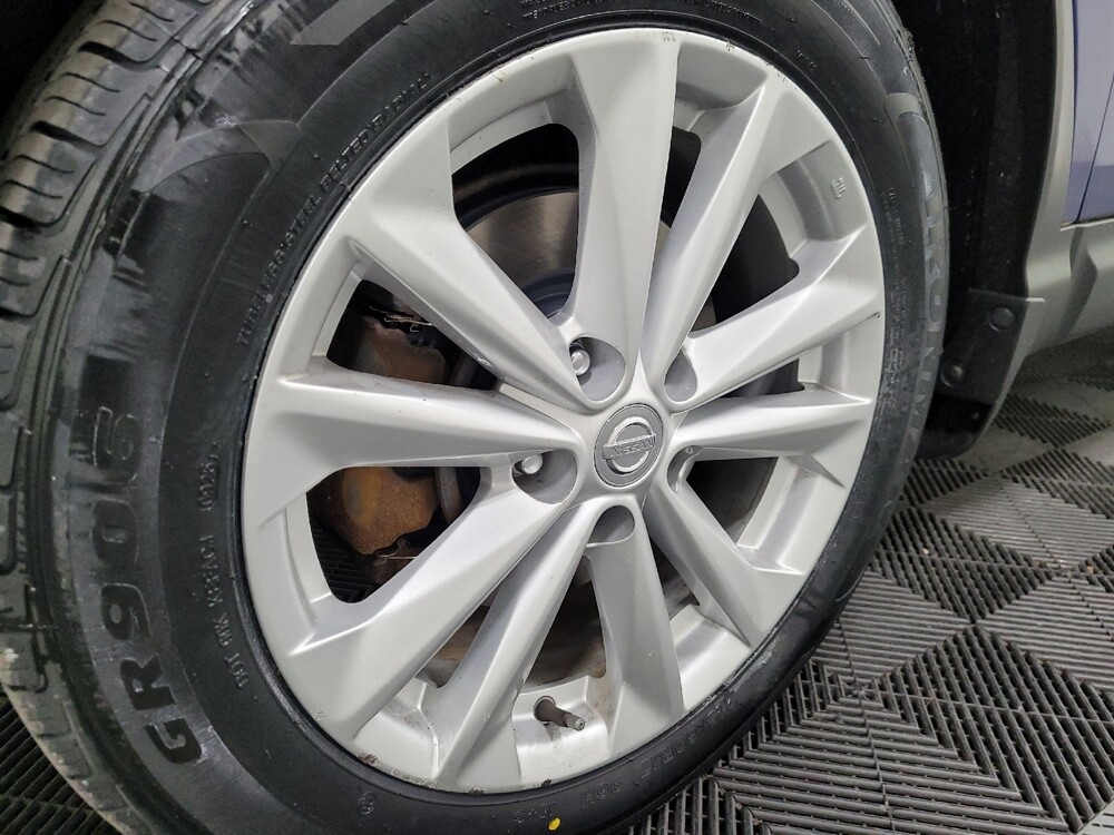 2018 Nissan Rogue Sport in Pittsburgh, PA 15236 - 18094022 31