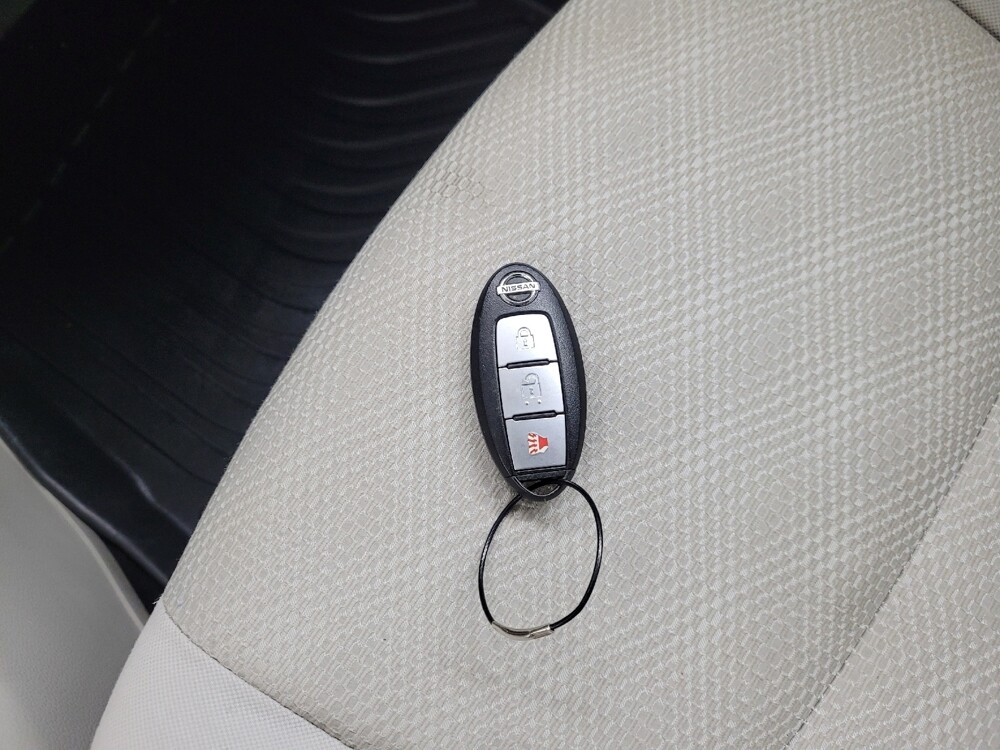 2018 Nissan Rogue Sport in Pittsburgh, PA 15236 - 18094022 32