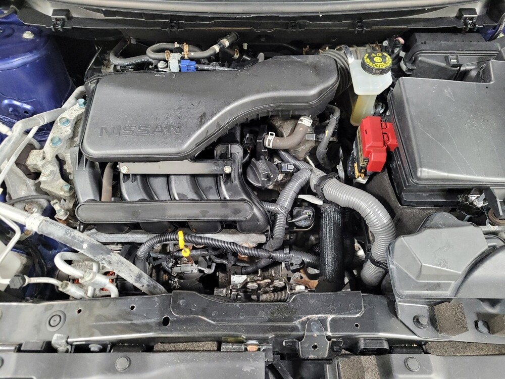 2018 Nissan Rogue Sport in Pittsburgh, PA 15236 - 18094022 30