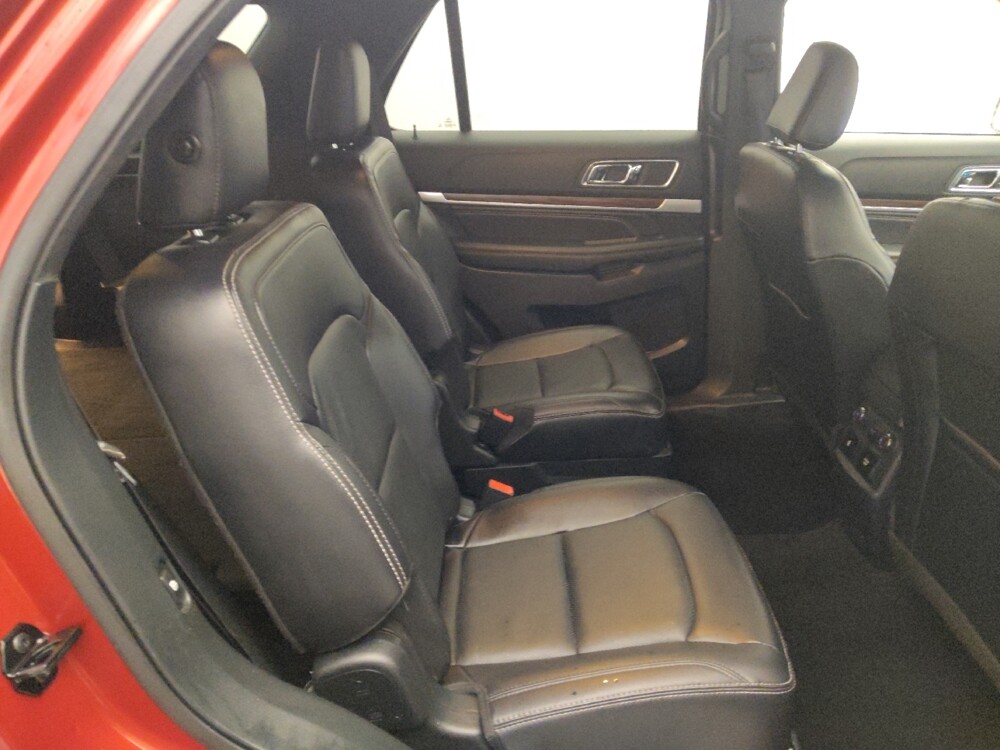 2019 Ford Explorer in Live Oak, TX 78233 - 18094036 19