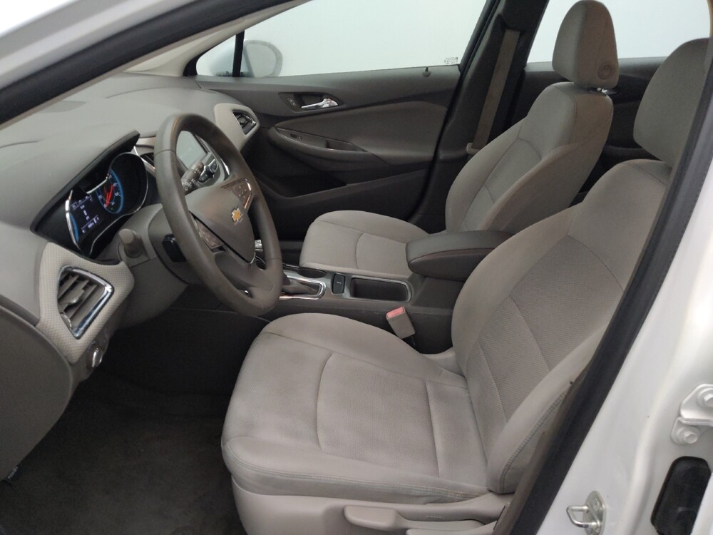 2018 Chevrolet Cruze in Corpus Christi, TX 78412 - 18094038 17