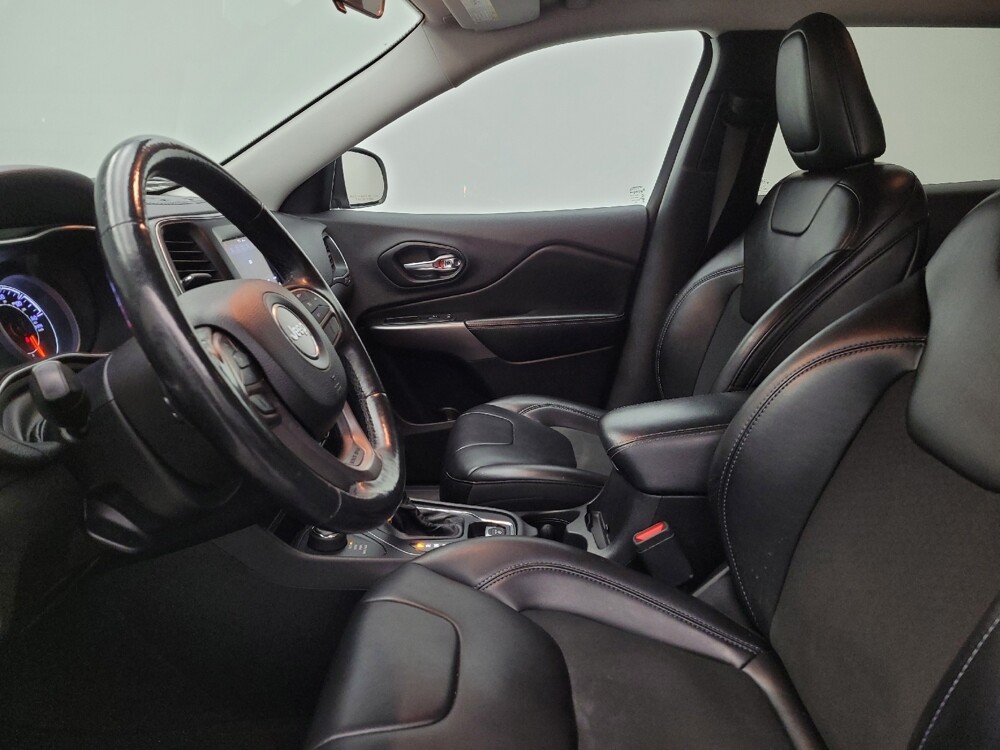 2019 Jeep Cherokee in Lexington, KY 40509 - 18094042 17