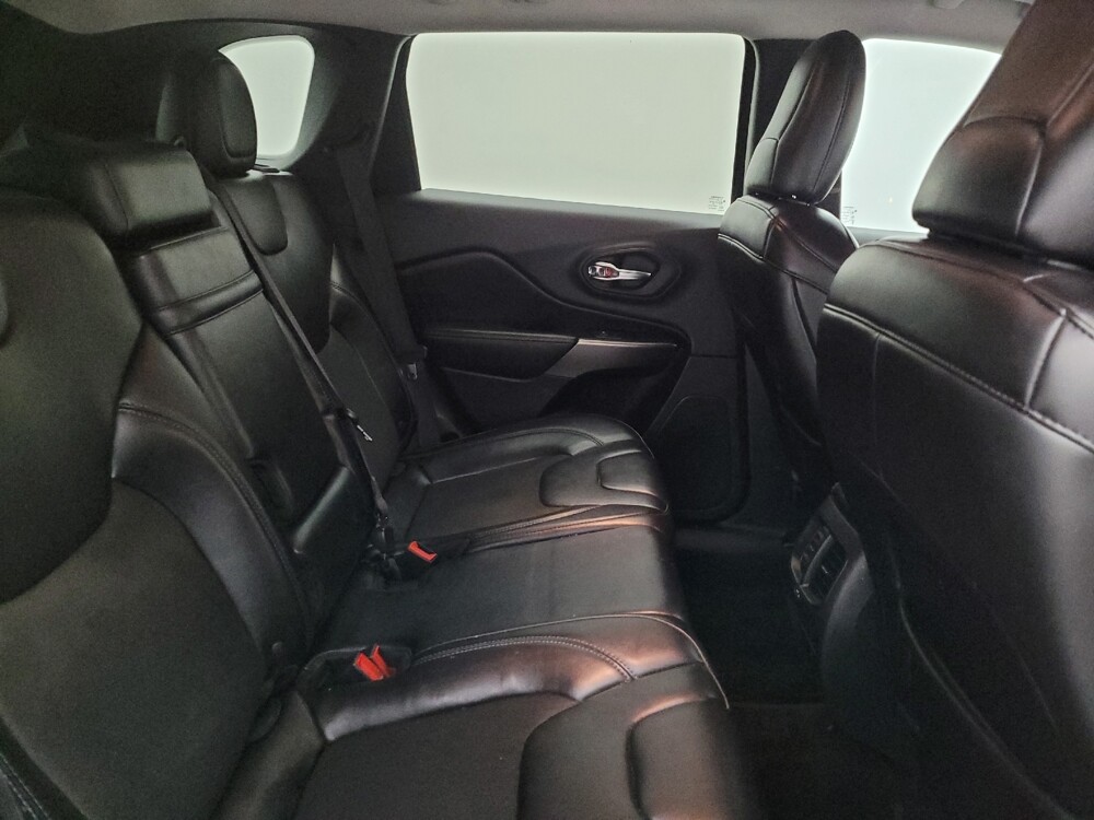 2019 Jeep Cherokee in Lexington, KY 40509 - 18094042 19