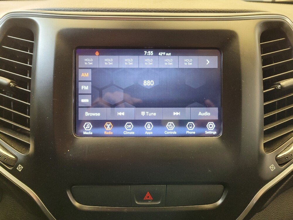 2019 Jeep Cherokee in Lexington, KY 40509 - 18094042 25