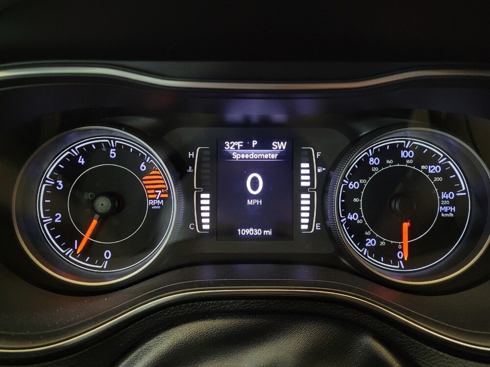 2019 Jeep Cherokee in Lexington, KY 40509 - 18094042 23