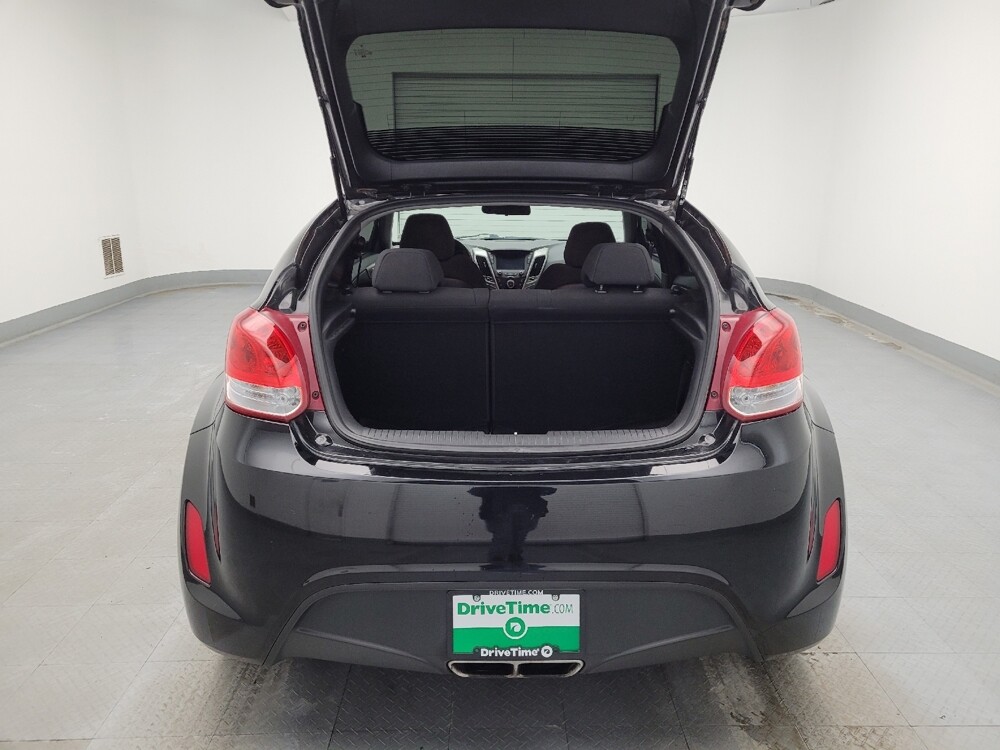2017 Hyundai Veloster in Toledo, OH 43617 - 18094046 29