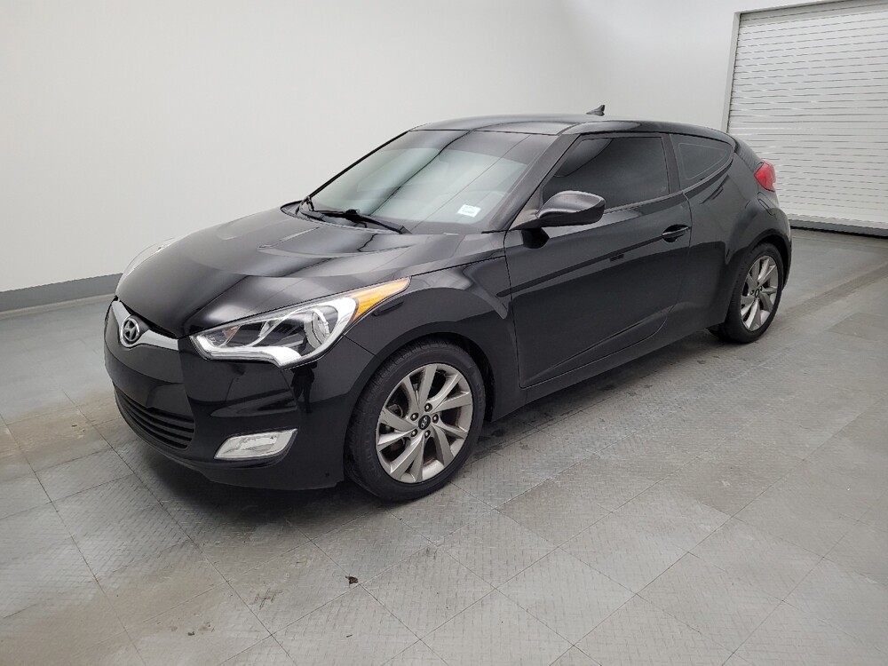 2017 Hyundai Veloster in Toledo, OH 43617 - 18094046 2