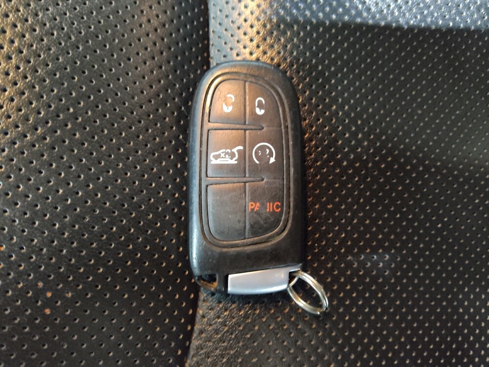 2019 Jeep Cherokee in Columbus, OH 43231 - 18094049 32