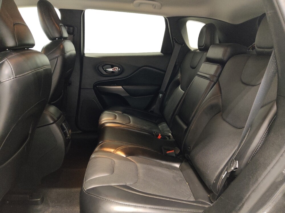 2019 Jeep Cherokee in Columbus, OH 43231 - 18094049 18