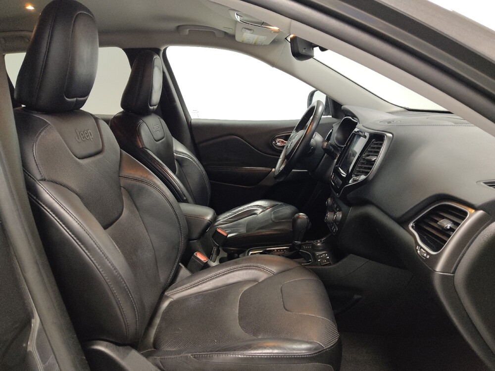 2019 Jeep Cherokee in Columbus, OH 43231 - 18094049 21