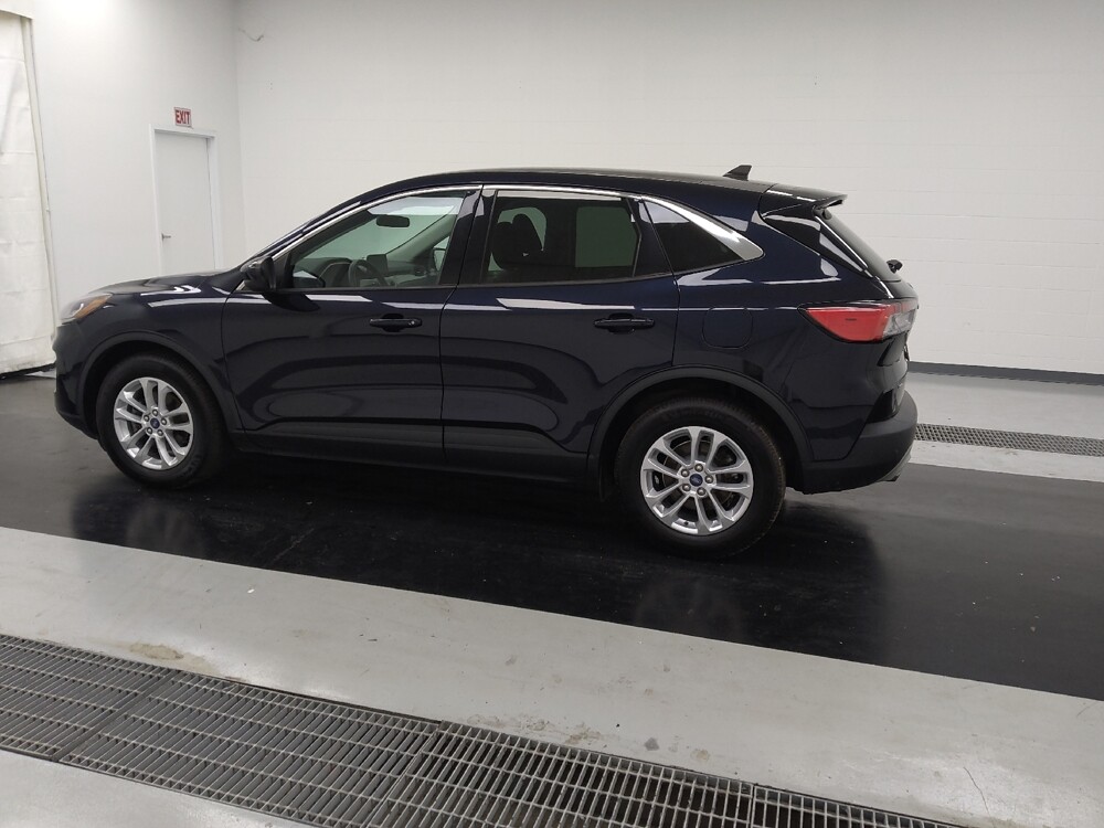 2021 Ford Escape in St. Louis, MO 63125 - 18094050 3