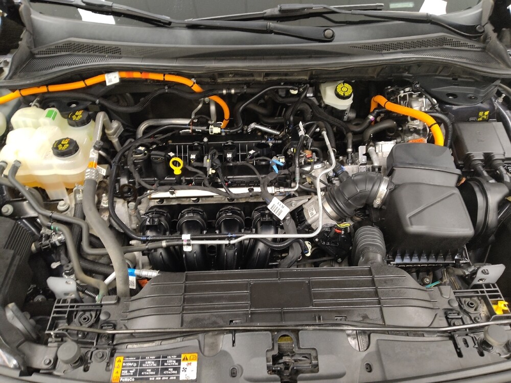 2021 Ford Escape in St. Louis, MO 63125 - 18094050 30