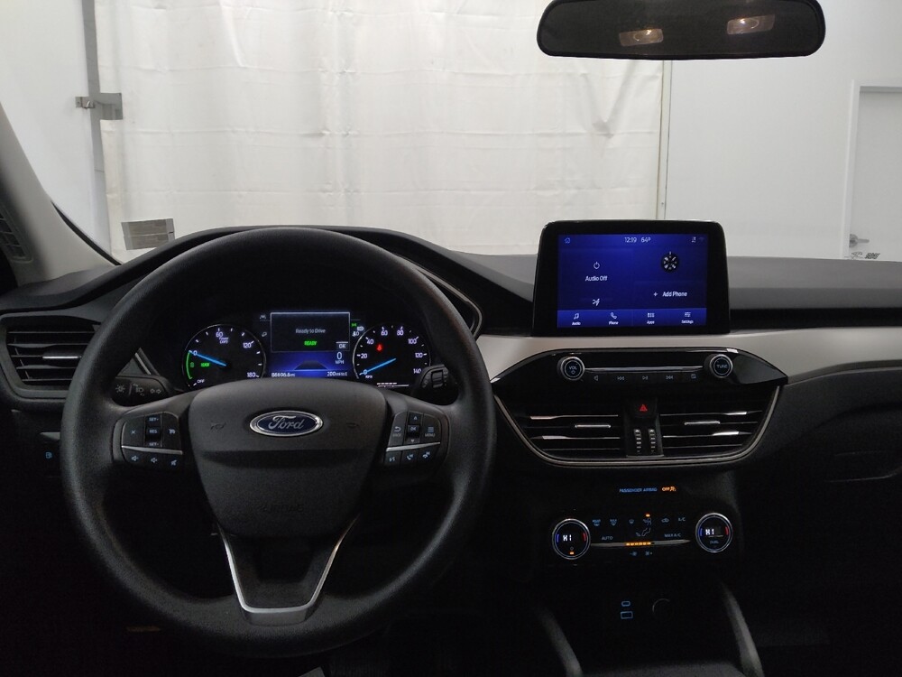 2021 Ford Escape in St. Louis, MO 63125 - 18094050 22