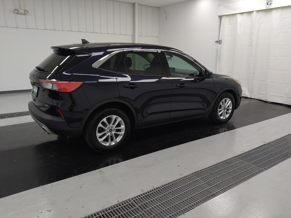 2021 Ford Escape in St. Louis, MO 63125 - 18094050 10