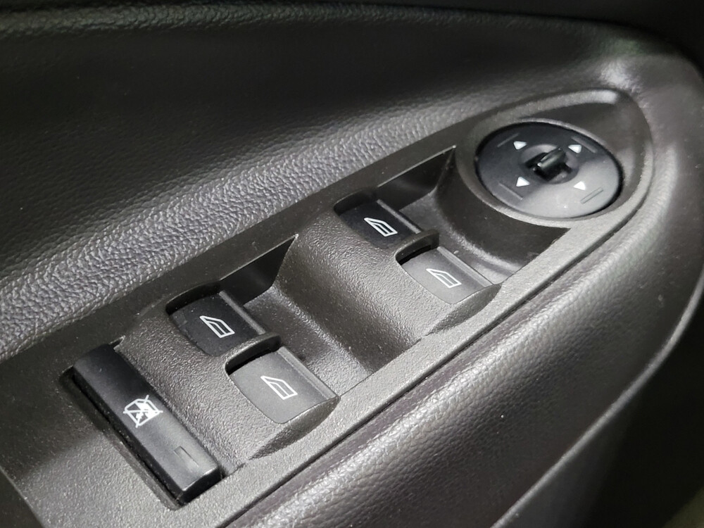 2017 Ford Escape in Newport News, VA 23601 - 18094052 27