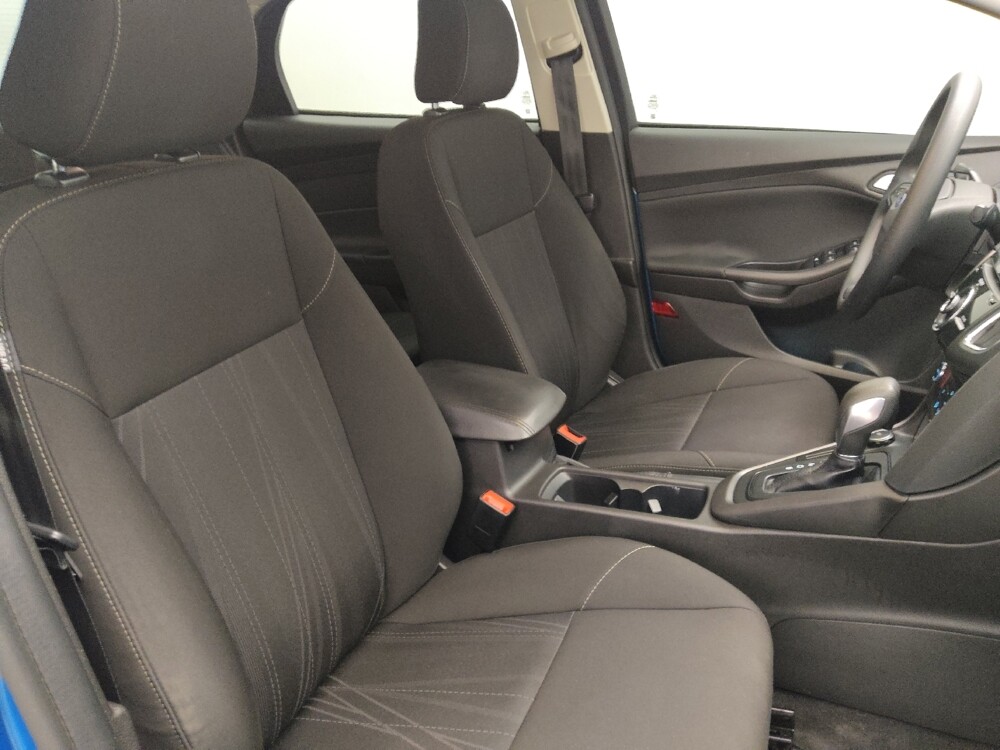 2017 Ford Focus in Kissimmee, FL 34744 - 18094055 21