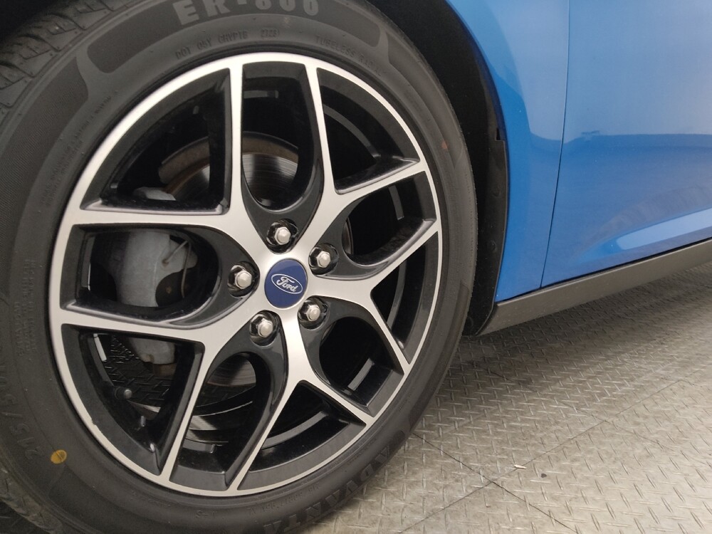 2017 Ford Focus in Kissimmee, FL 34744 - 18094055 31