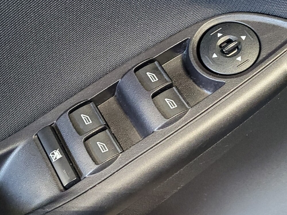 2017 Ford Focus in Kissimmee, FL 34744 - 18094055 27