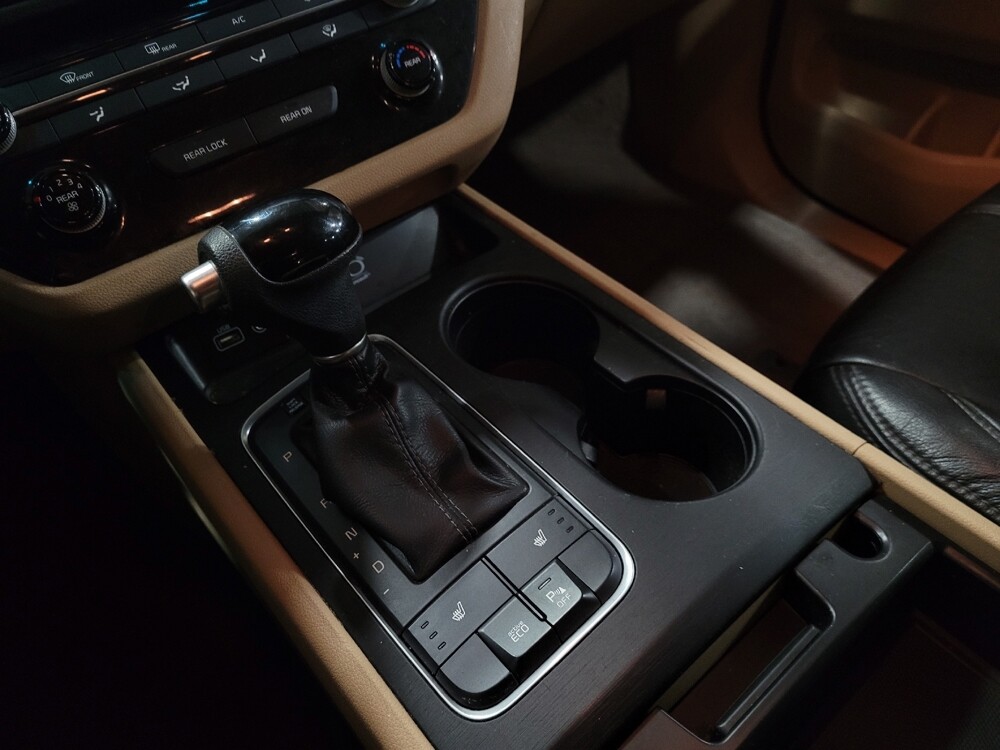 2015 Kia Sedona in Temple Hills, MD 20746 - 18094056 26