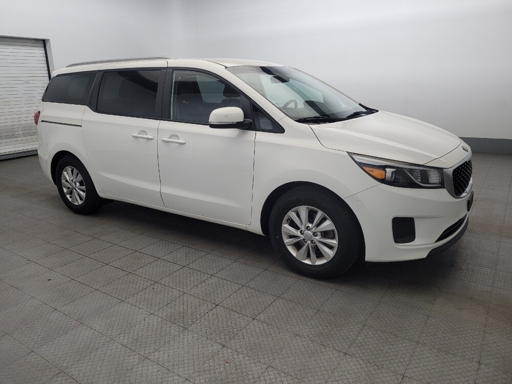 2015 Kia Sedona in Temple Hills, MD 20746 - 18094056 11