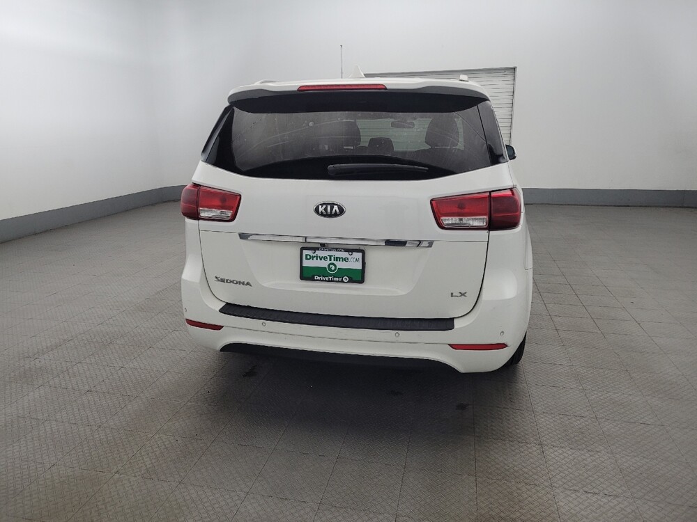 2015 Kia Sedona in Temple Hills, MD 20746 - 18094056 7