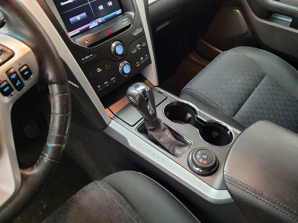 2015 Ford Explorer in Plymouth Meeting, PA 19462 - 18094063 26