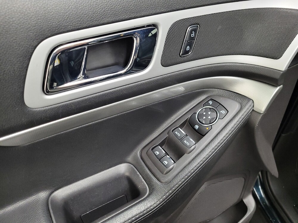 2015 Ford Explorer in Plymouth Meeting, PA 19462 - 18094063 27