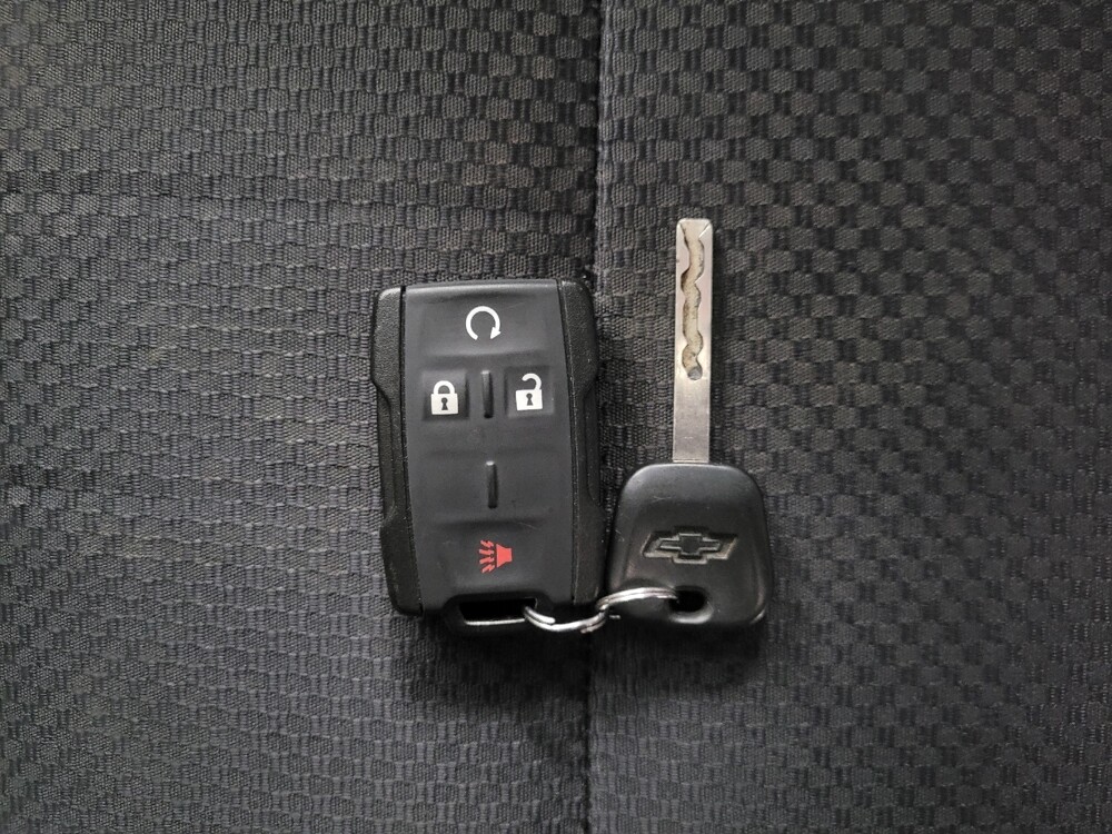 2018 Chevrolet Silverado 1500 in Pittsburgh, PA 15236 - 18094067 32