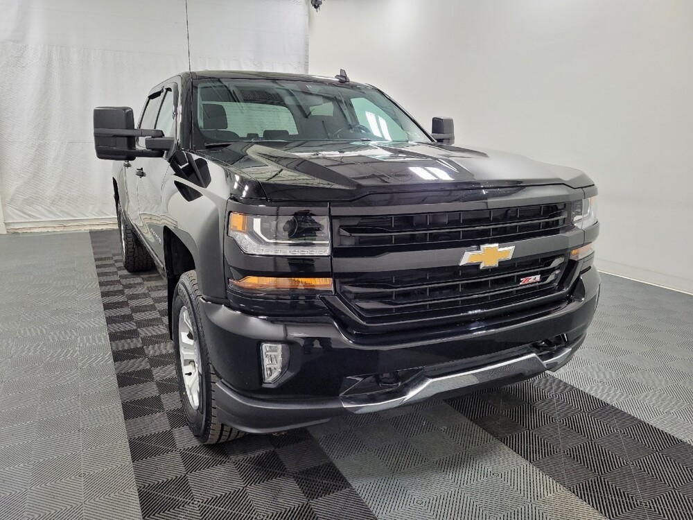2018 Chevrolet Silverado 1500 in Pittsburgh, PA 15236 - 18094067 14