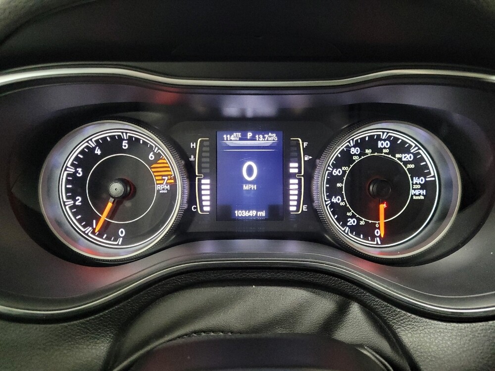 2019 Jeep Cherokee in Plymouth Meeting, PA 19462 - 18094071 23