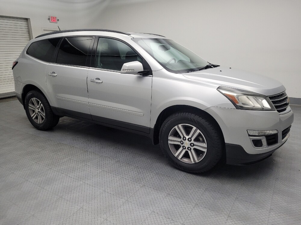 2017 Chevrolet Traverse in Des Moines, IA 50310 - 18094081 11