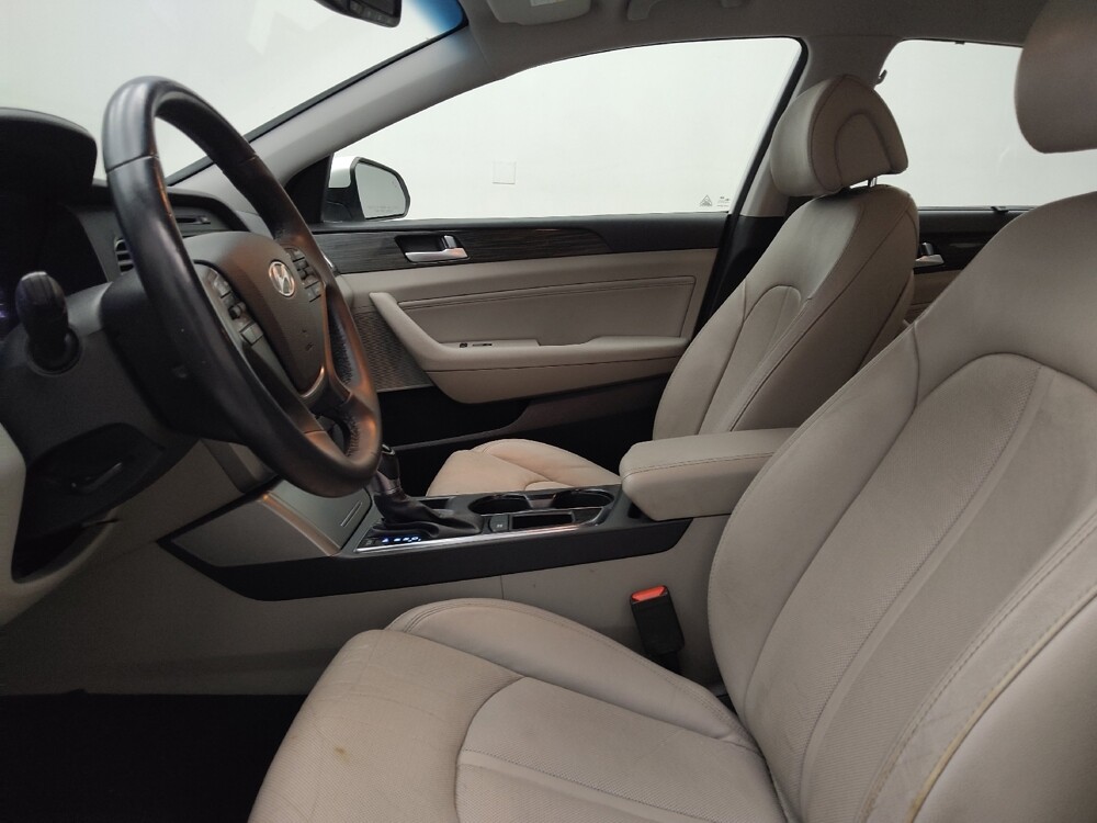 2015 Hyundai Sonata in Lombard, IL 60148 - 18094084 17
