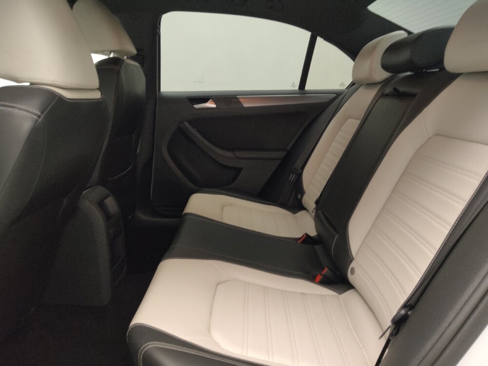 2016 Volkswagen Jetta in Lombard, IL 60148 - 18094086 18