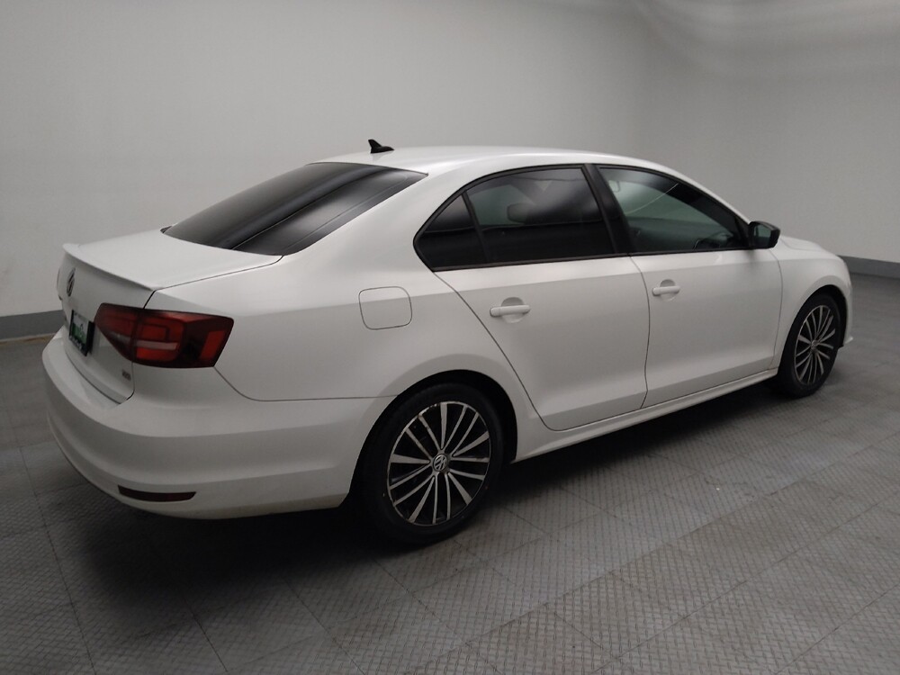 2016 Volkswagen Jetta in Lombard, IL 60148 - 18094086 10